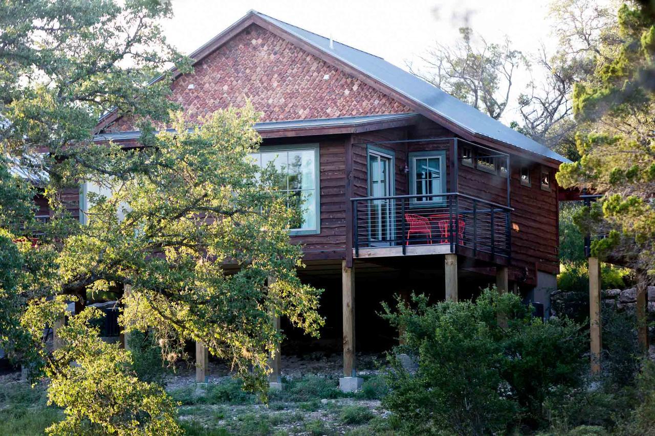 Hotel Camp Lucy Dripping Springs Esterno foto