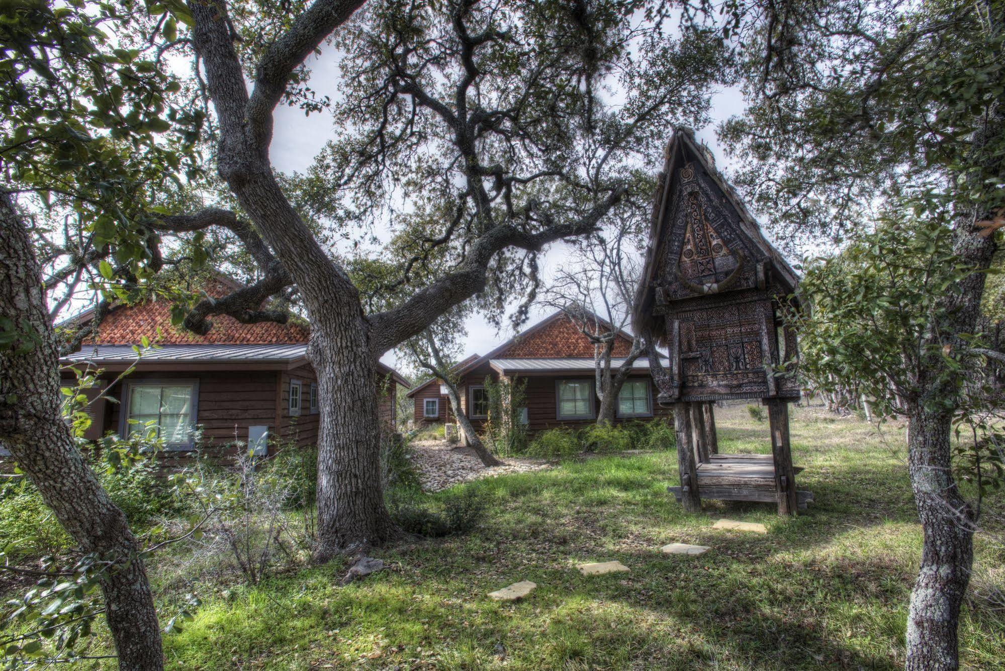 Hotel Camp Lucy Dripping Springs Esterno foto