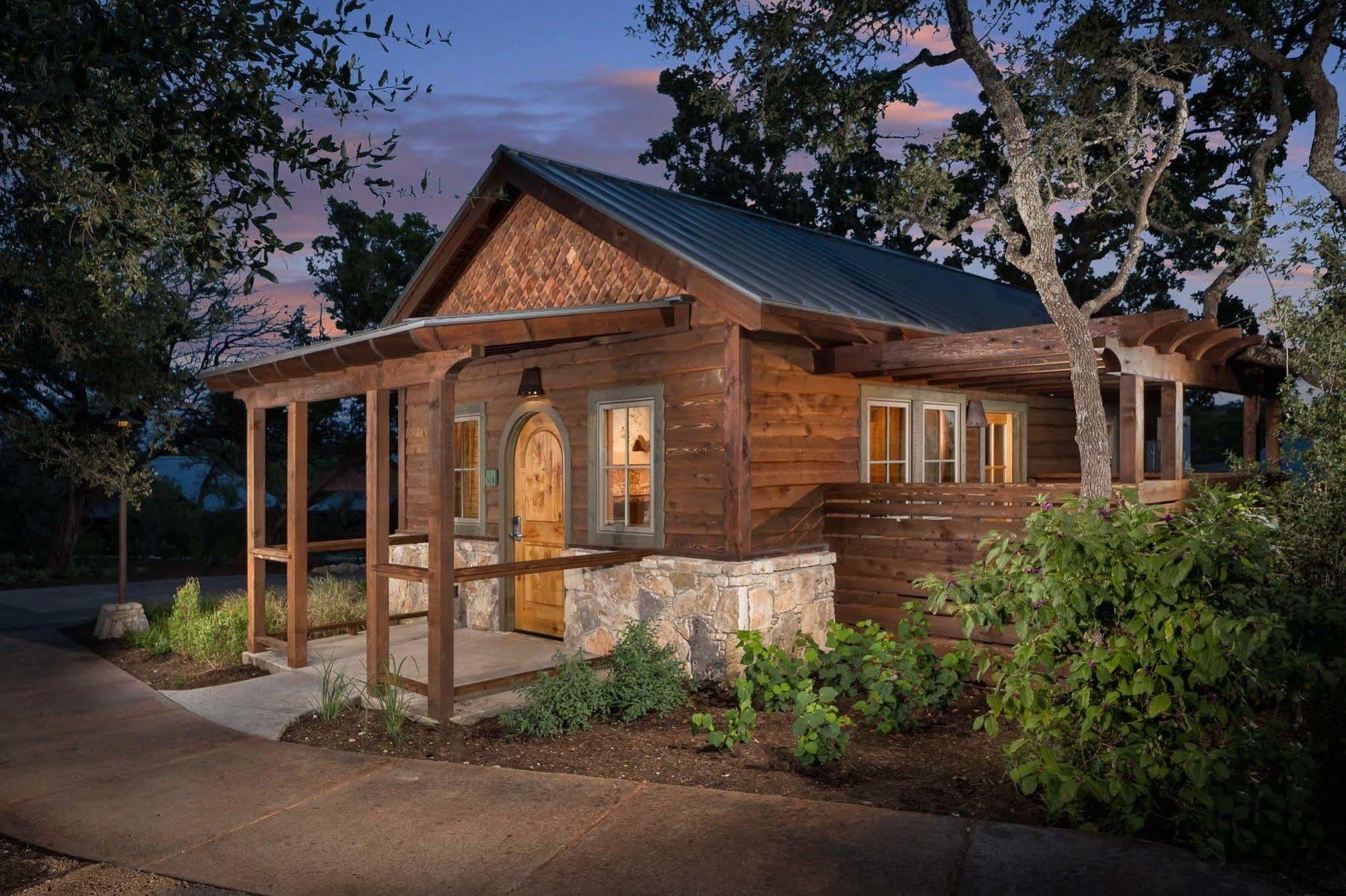 Hotel Camp Lucy Dripping Springs Esterno foto