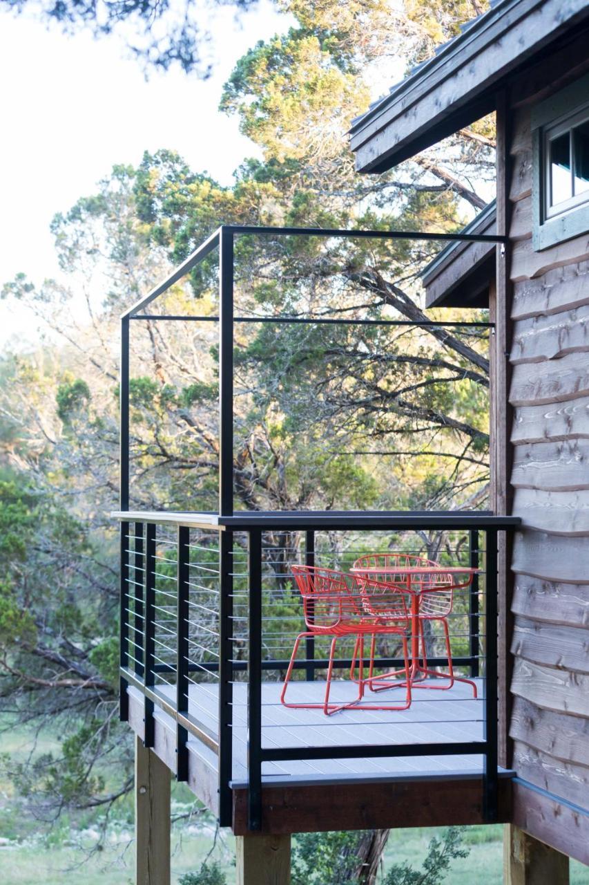 Hotel Camp Lucy Dripping Springs Esterno foto