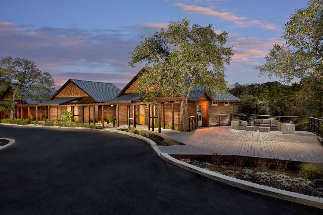 Hotel Camp Lucy Dripping Springs Esterno foto