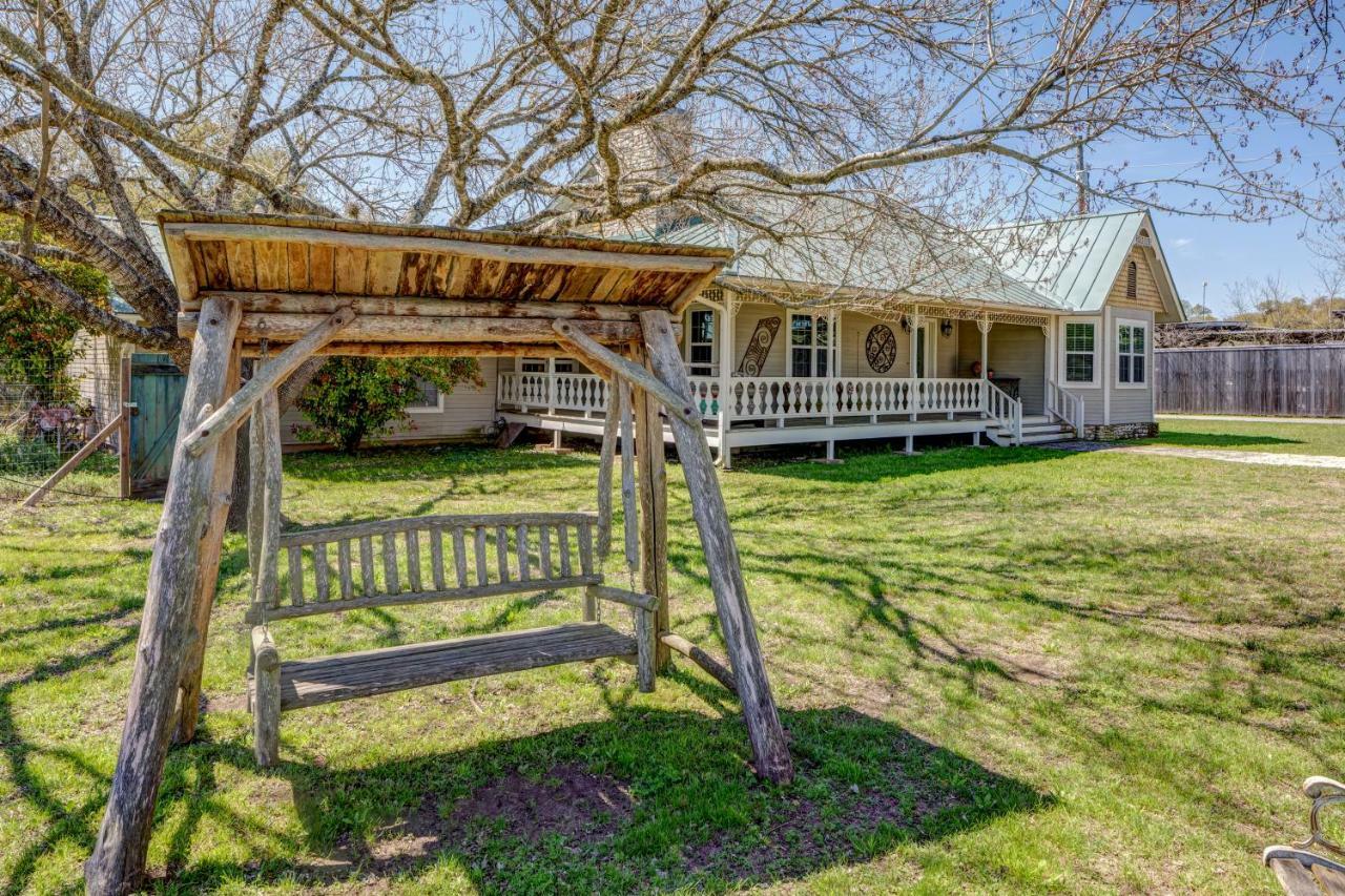 Hotel Camp Lucy Dripping Springs Esterno foto